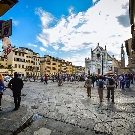 Historic Center Palace - Huge 4 Bedrooms Santa Croce Apartment - By LikehomeФлоренция Экстерьер фото